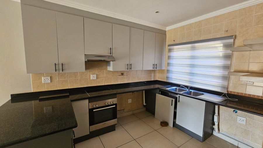 3 Bedroom Property for Sale in Melodie North West